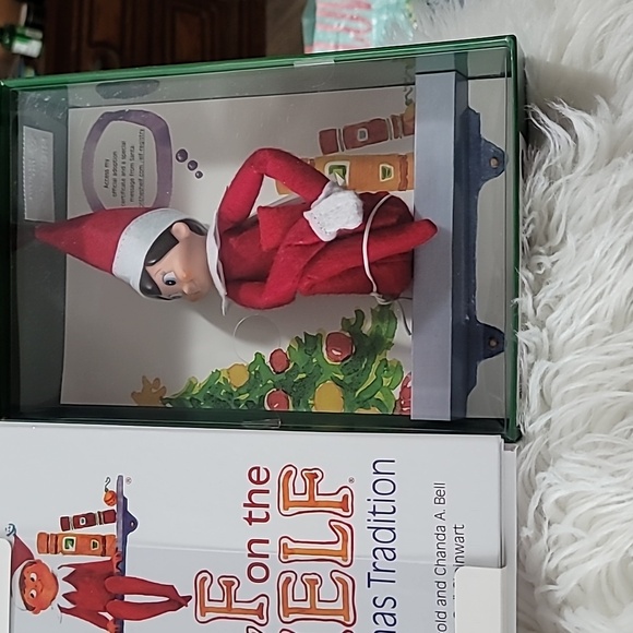 The Elf on the Shelf: A Christmas Tradition - Picture 2 of 4